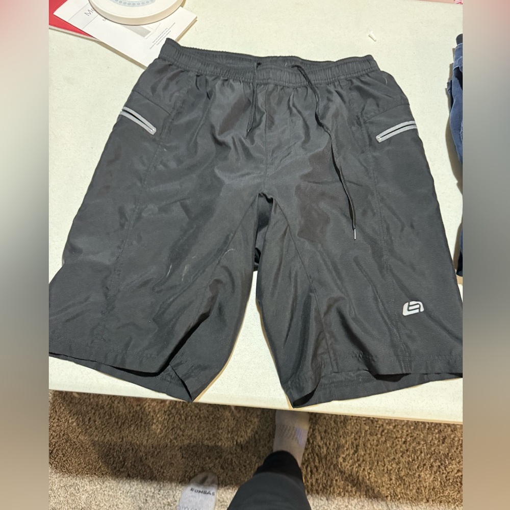Men’s biking shorts excellent condition size Large